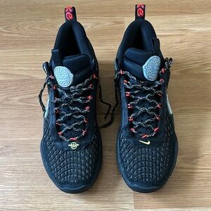 Nike Cosmic Unity Ghost Men’s Basketball Shoes Size 11.5